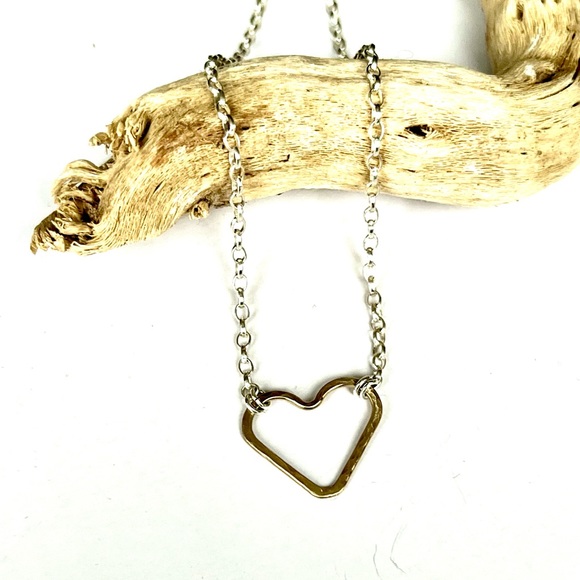 NWT Heart charm choker necklace, 15” long. 4 variants available. Gold filled - Picture 6 of 10